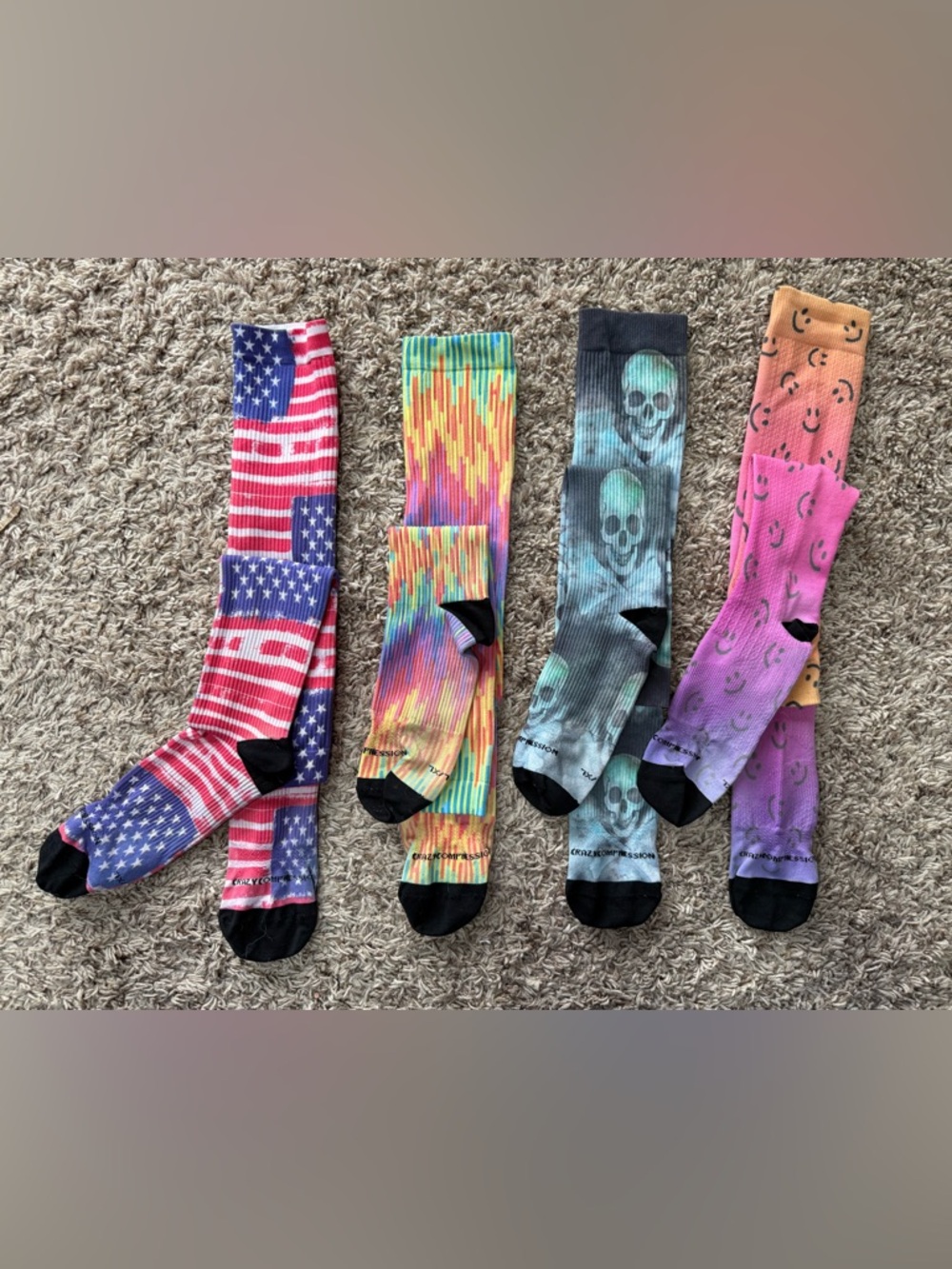 (Lot of 4 pair) Women’s crazy compression socks (size L/XL ladies 9-11)
